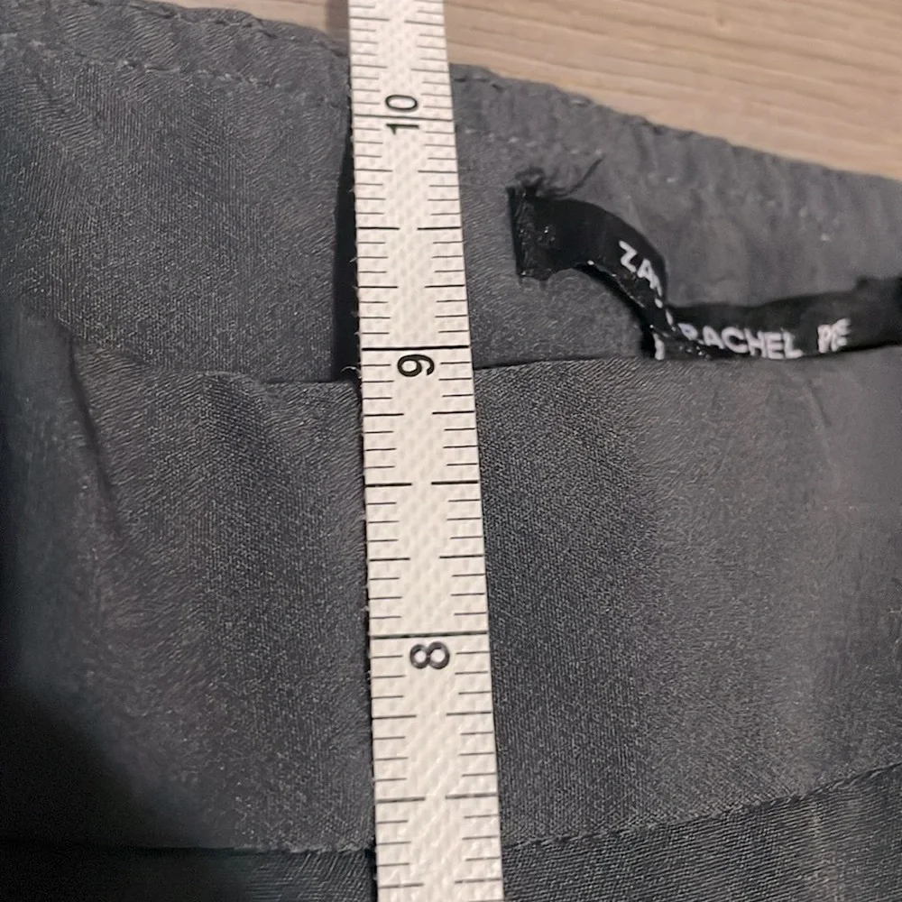 Zac & Rachel pants tapered leg Gray Zippered pockets Pull on Womens 6P Casual